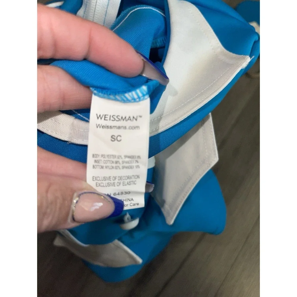 Weissman flight attendant